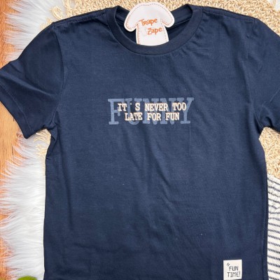 Conj. Camiseta "It's Never Too Late for Fun" e Bermuda - Marinho